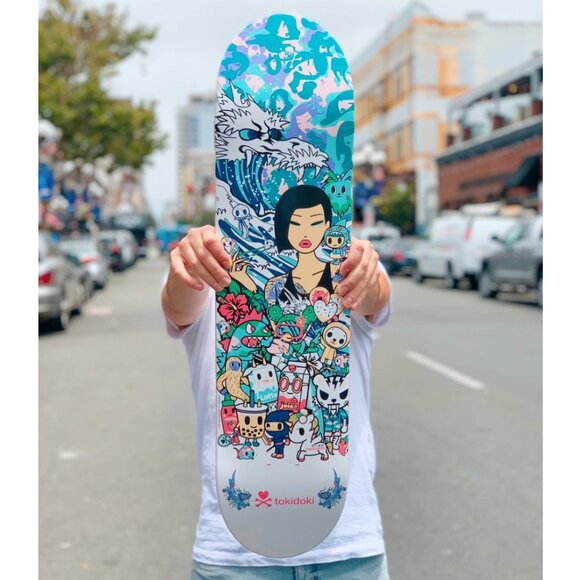 BNWT, VERY RARE Tokidoki Con-Exclusive, Limited-Edition Skate Deck - Picture 1 of 3